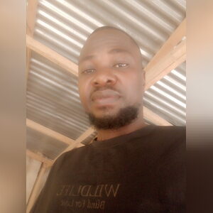 babiface, online dating profile photo