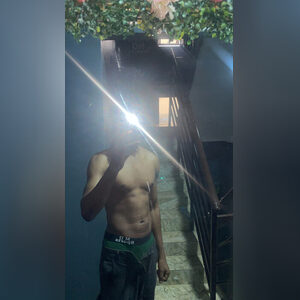 submimi1, online dating profile photo