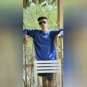 kritishc, online dating profile photo