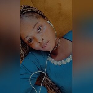 morayoyo, online dating profile photo