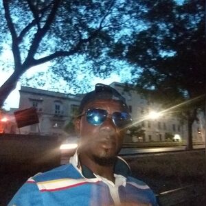 irhenvic, online dating profile photo