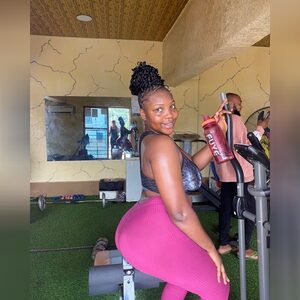 pretgold, online dating profile photo