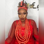 eloghosa19, online dating photo