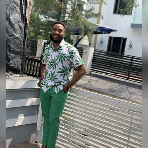 joeakpur, online dating profile photo