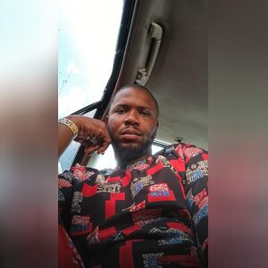 omoregie, online dating profile photo