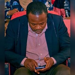 jostallo, online dating profile photo