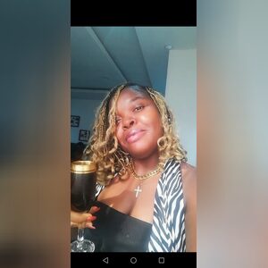 bless0, online dating profile photo