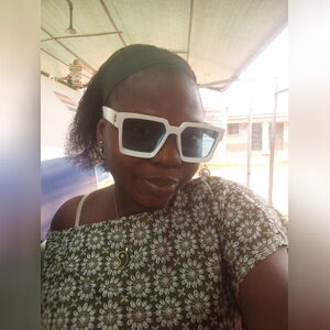 oduneliz, online dating profile photo