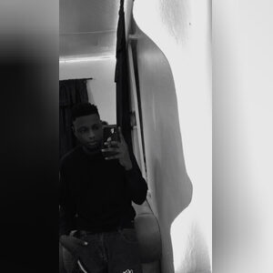 aderele2, online dating profile photo