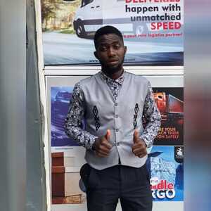 lobar, online dating profile photo