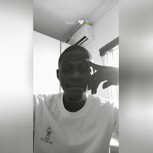 olubomio, online dating profile photo