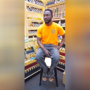 isholaade, online dating profile photo