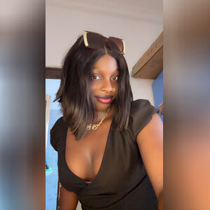 hottea24, online dating profile photo