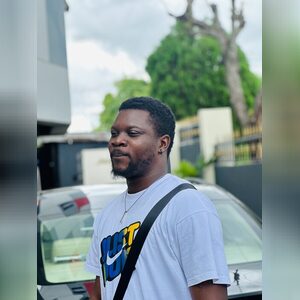 adeoakii, online dating profile photo