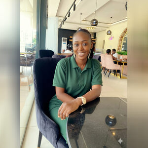 prettyed, online dating profile photo