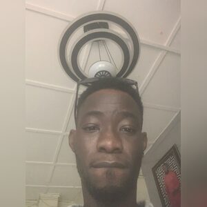 melvinluvs, online dating profile photo