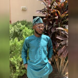 layiola1, online dating profile photo