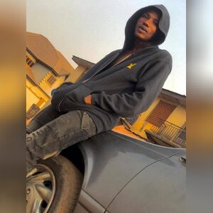 theojohn, online dating profile photo