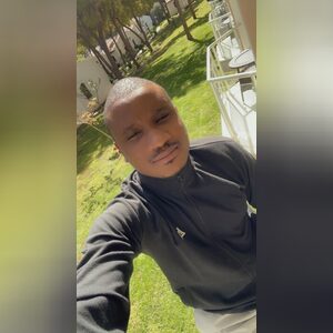 guimpang, online dating profile photo