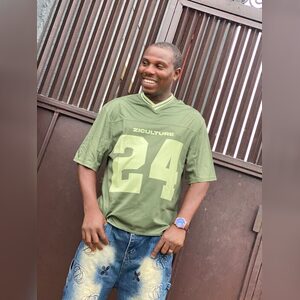 lmuller, online dating profile photo