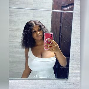 chi56, online dating profile photo