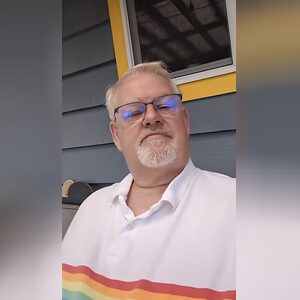 wwin, online dating profile photo