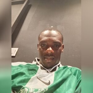 owoeyese, online dating profile photo