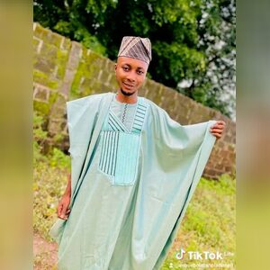 mosebola, online dating profile photo