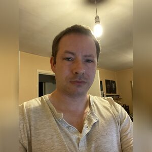 mortanas, online dating profile photo