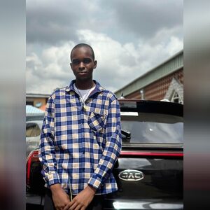 chibuste, online dating profile photo