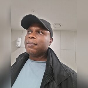 fosayi93, online dating profile photo