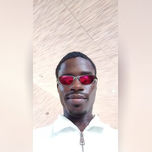 alongeke, online dating profile photo