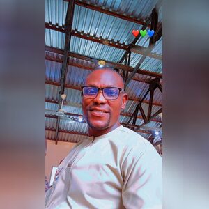 odunayoj, online dating profile photo