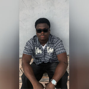 ayo0mide, online dating profile photo