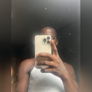 alexofor, online dating profile photo