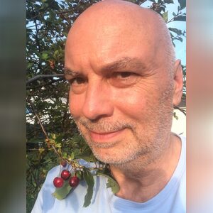 moelleru, online dating profile photo