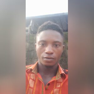 dp090335, online dating profile photo