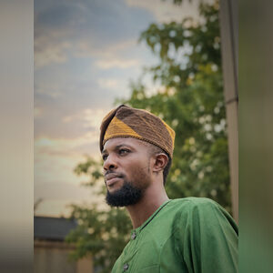 mide4, online dating profile photo
