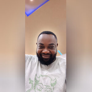 larrolan, online dating profile photo