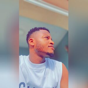 fagbamil, online dating profile photo