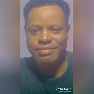 okoroken, online dating profile photo