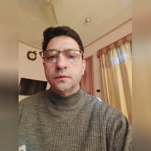 danpeem1, online dating profile photo