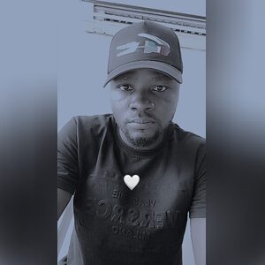 boluwatifebhs, online dating profile photo