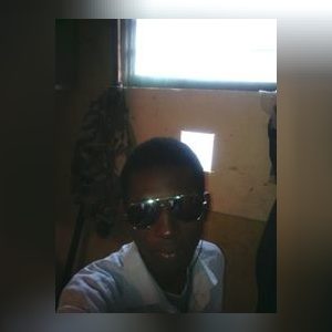 tayo002, online dating profile photo