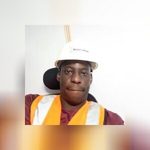 opeyemi32, online dating profile photo