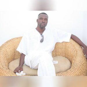 nolongtine, online dating profile photo