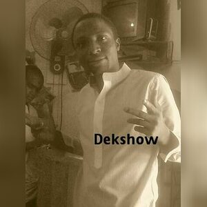 adekzy, online dating profile photo
