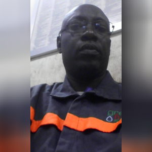 laddo_40, online dating profile photo