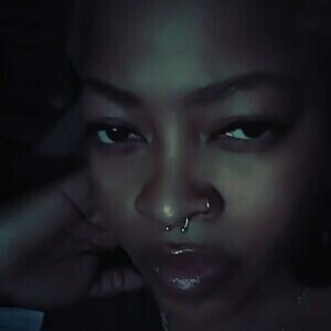 luscious, online dating profile photo