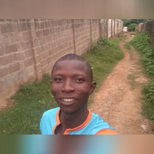 dannytosin, online dating profile photo
